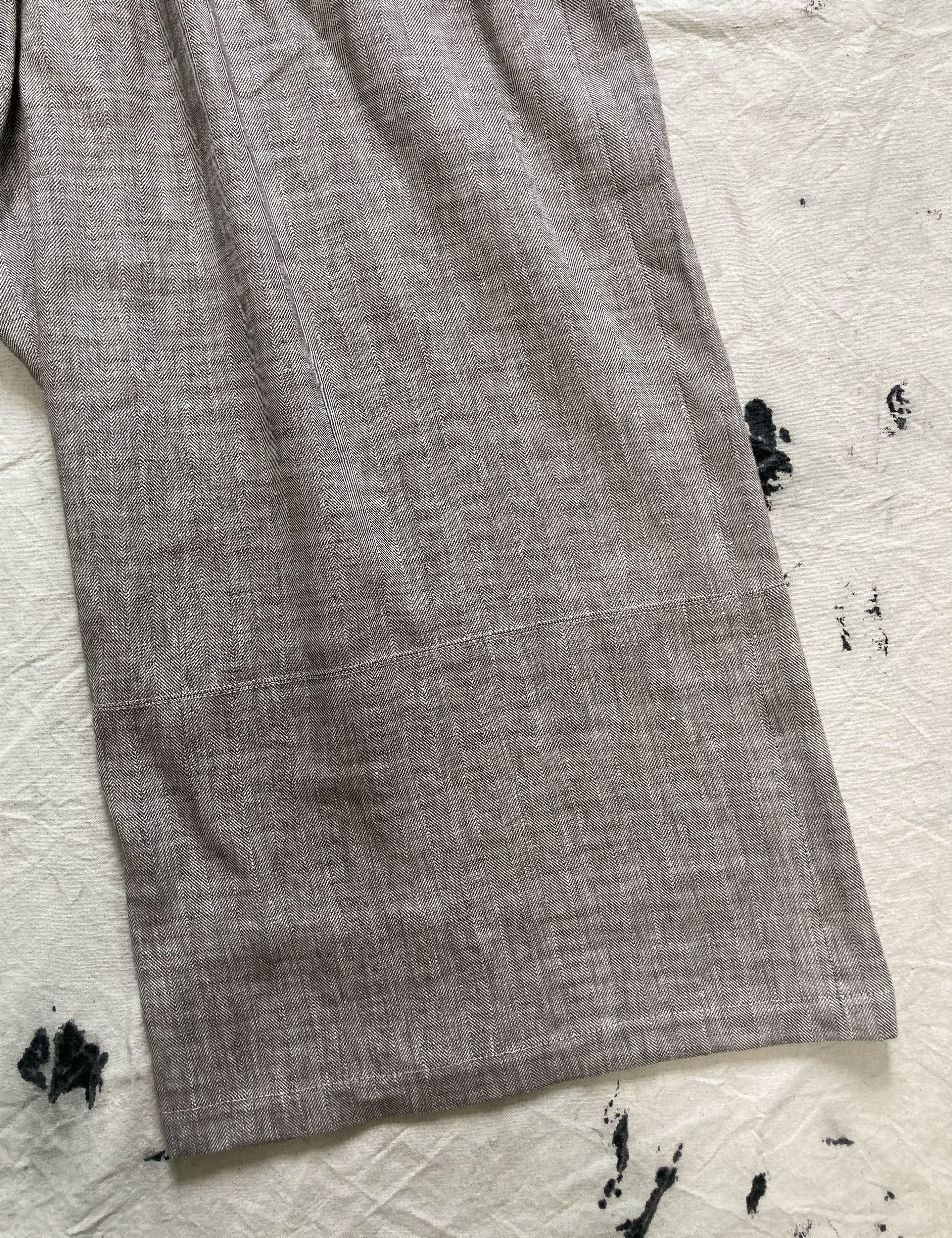 Herringbone 4 Tuck Extra Wide Leg Pants Gray